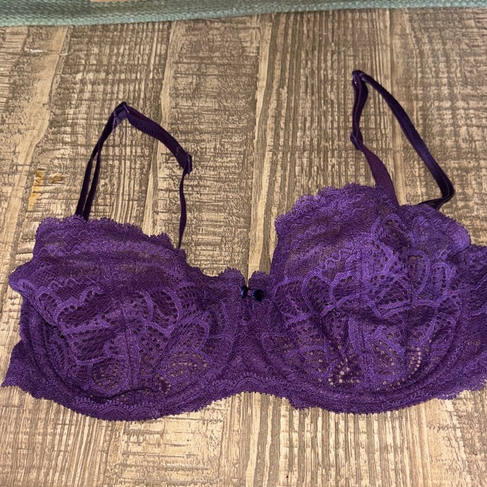 Chantelle Purple Lace Underwire Bra - Women's Intimates